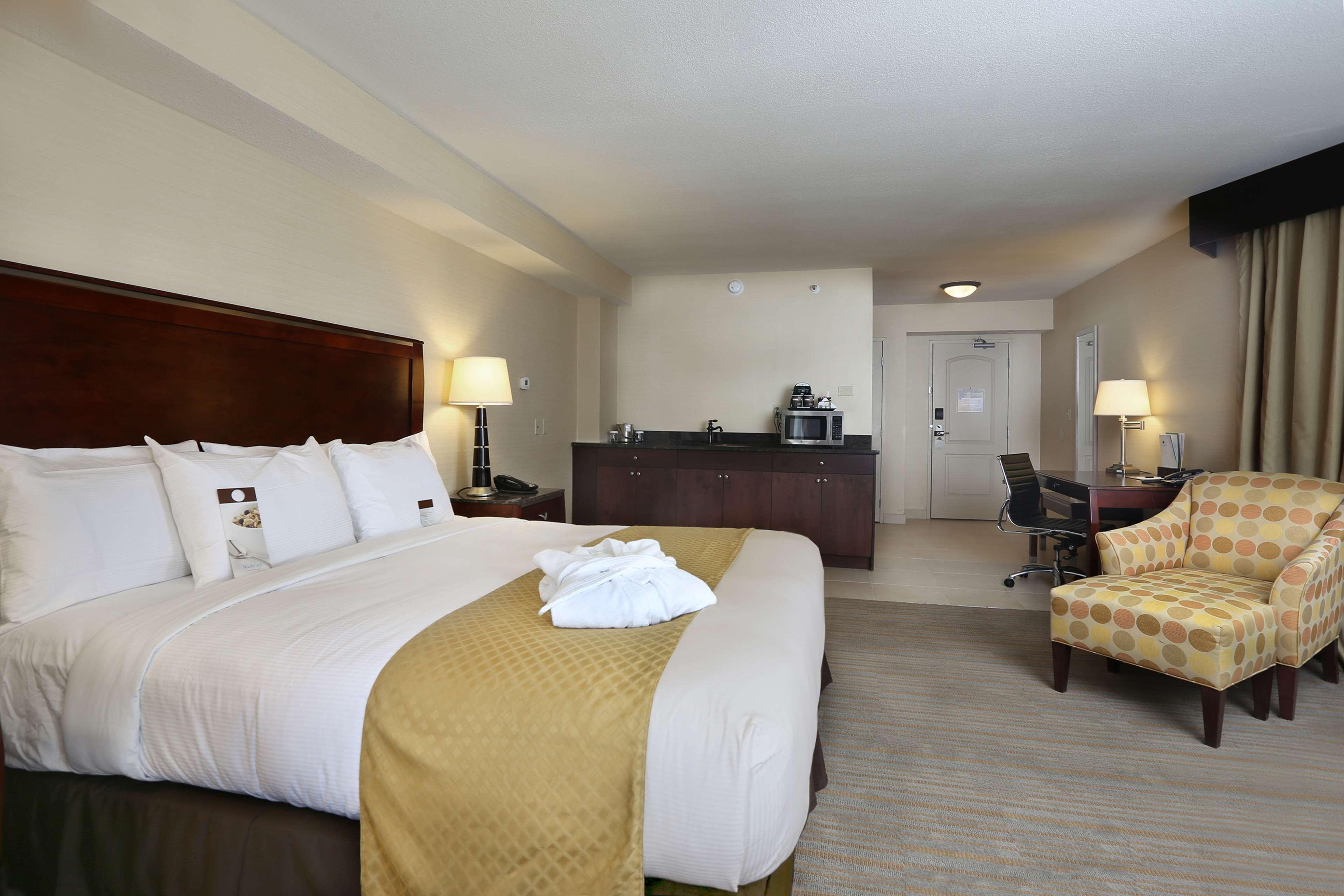 Doubletree By Hilton Hotel Denver - Thornton Εξωτερικό φωτογραφία